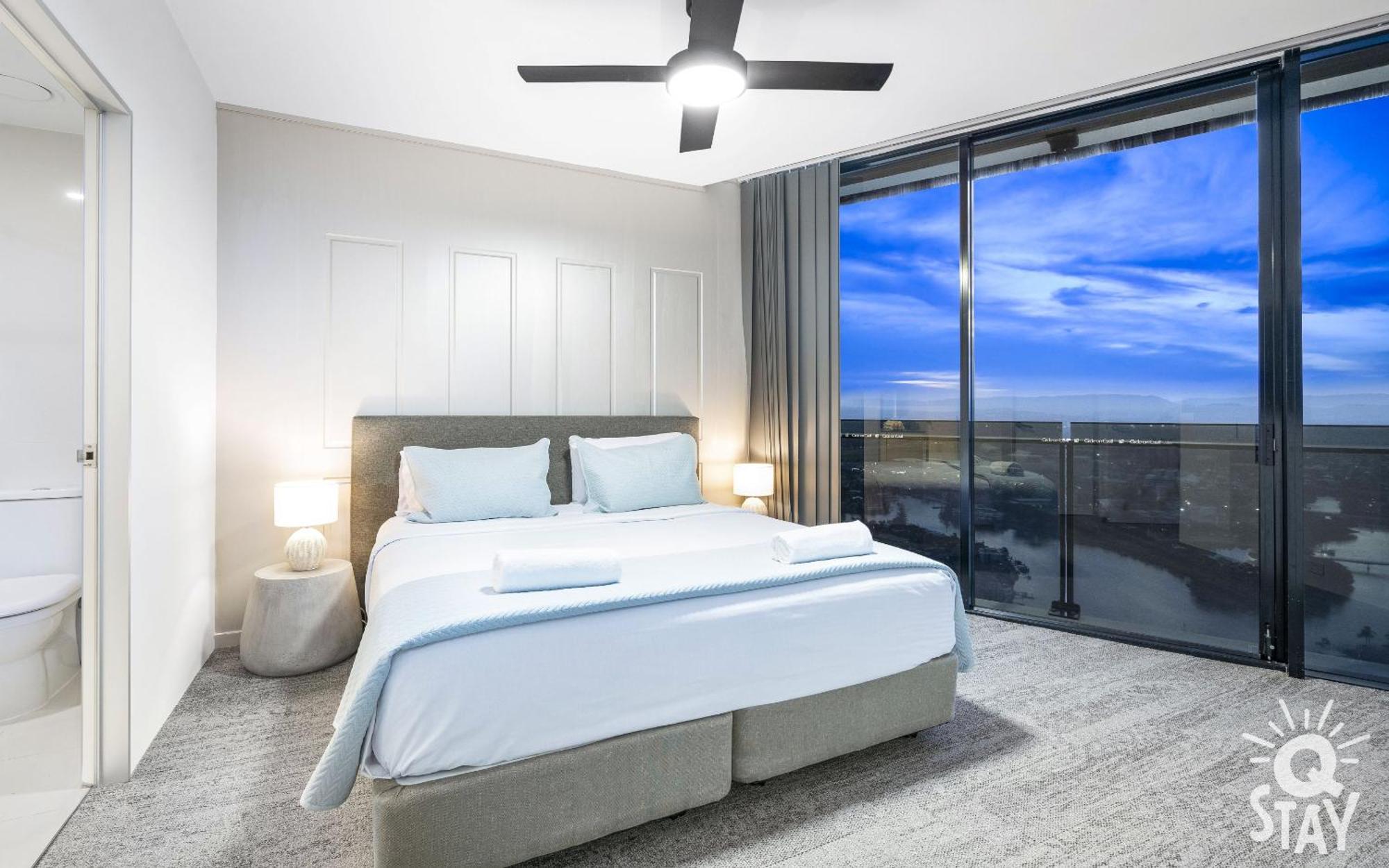 Circle On Cavill Surfers Paradise Mid Week Madness Deal - Q Stay Guldkusten Exteriör bild