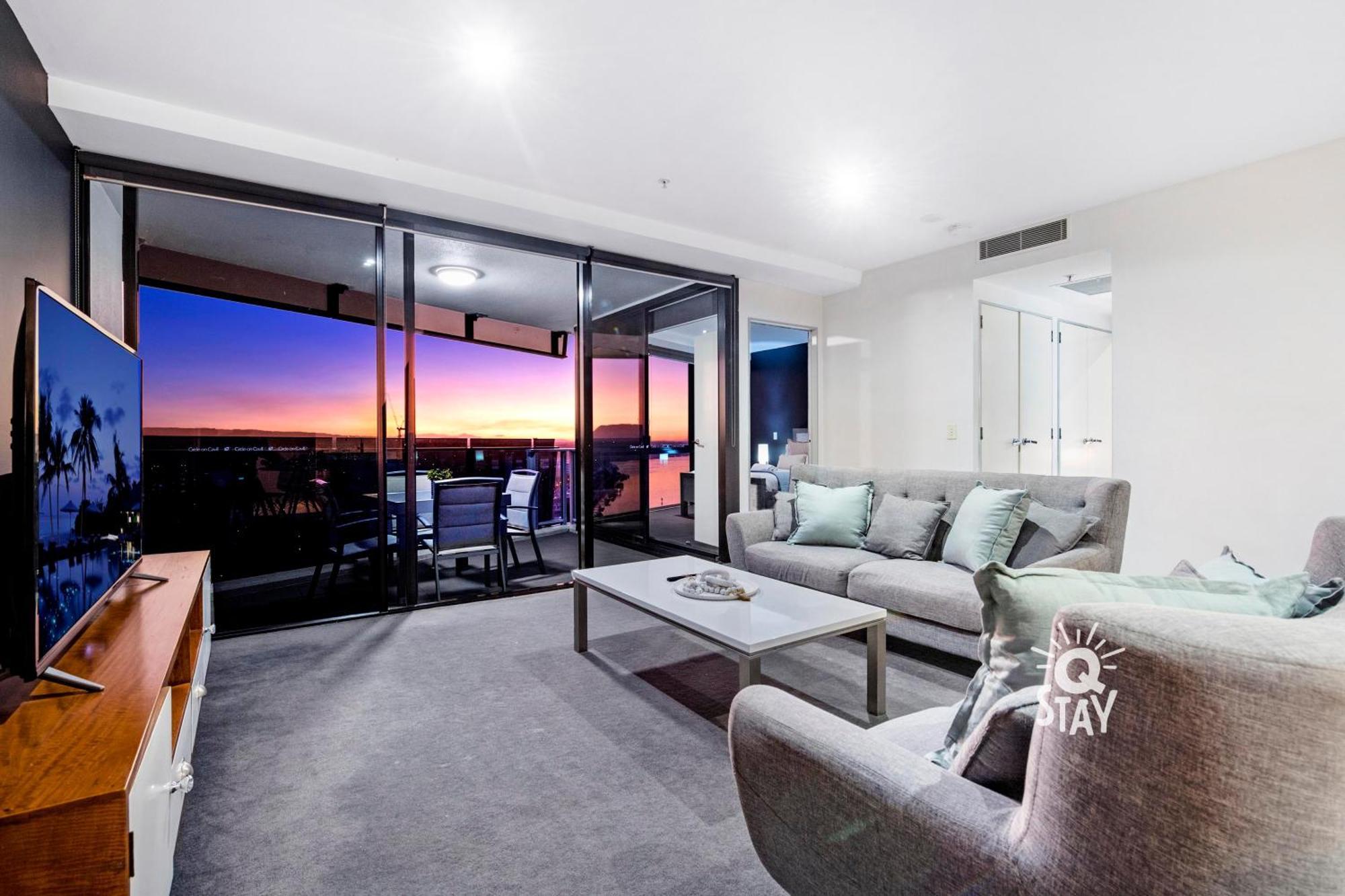 Circle On Cavill Surfers Paradise Mid Week Madness Deal - Q Stay Guldkusten Exteriör bild
