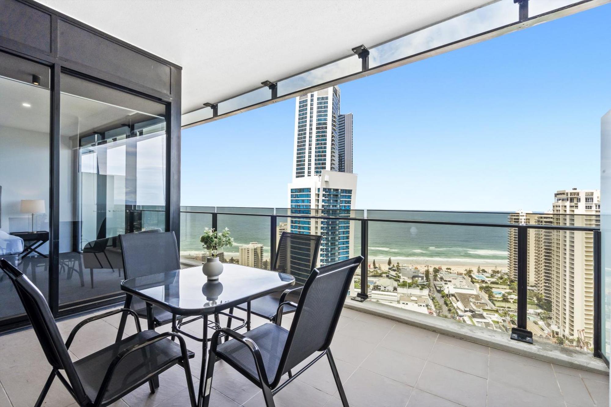 Circle On Cavill Surfers Paradise Mid Week Madness Deal - Q Stay Guldkusten Exteriör bild
